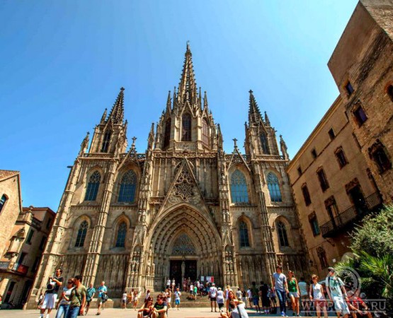 Собор Святого Креста и Святой Евлалии на wikipoints.ru