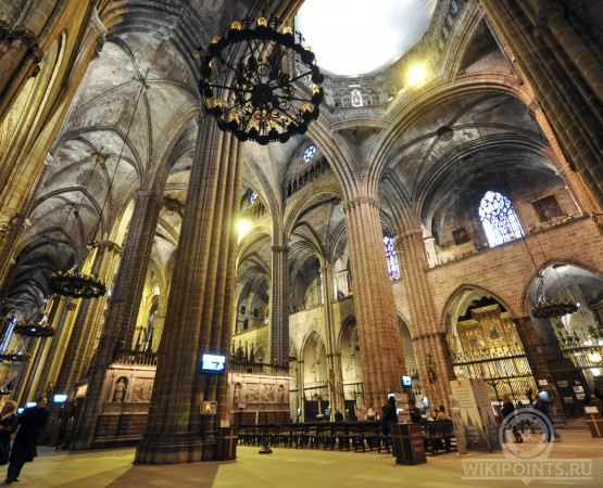 Собор Святого Креста и Святой Евлалии на wikipoints.ru