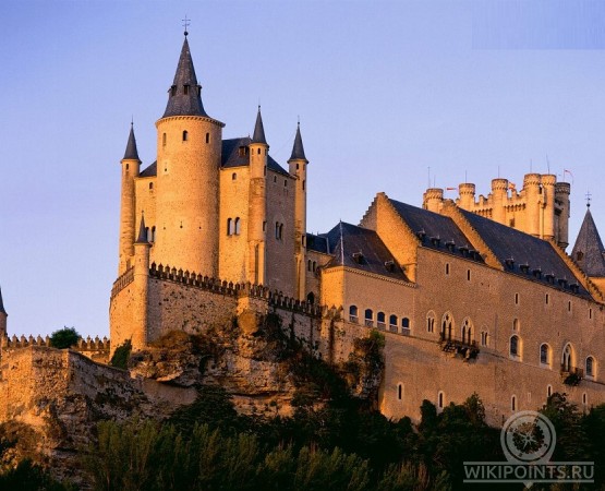 Алькасар в Сеговии на wikipoints.ru