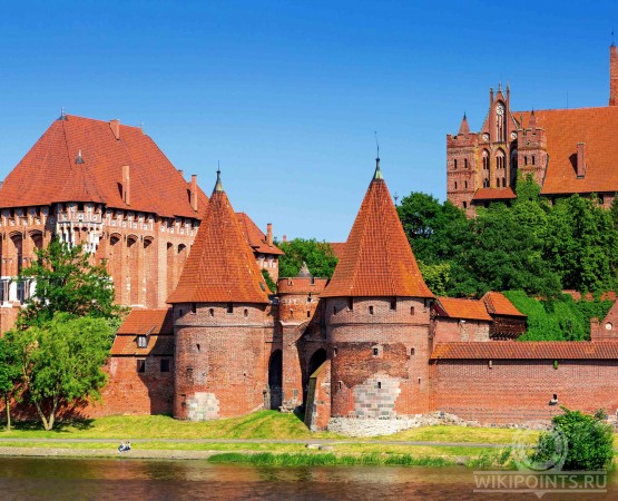 Замок Мариенбург на wikipoints.ru