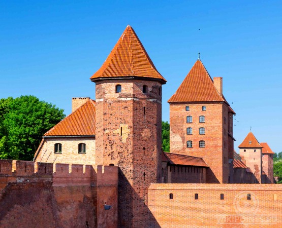 Замок Мариенбург на wikipoints.ru