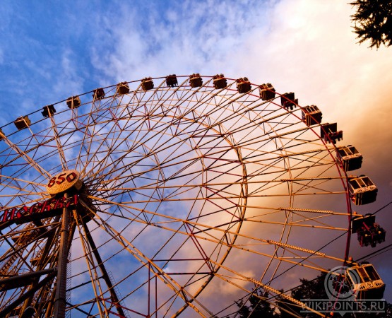 Колесо обозрения Москва 850 на wikipoints.ru