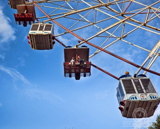 Колесо обозрения Москва 850 на wikipoints.ru