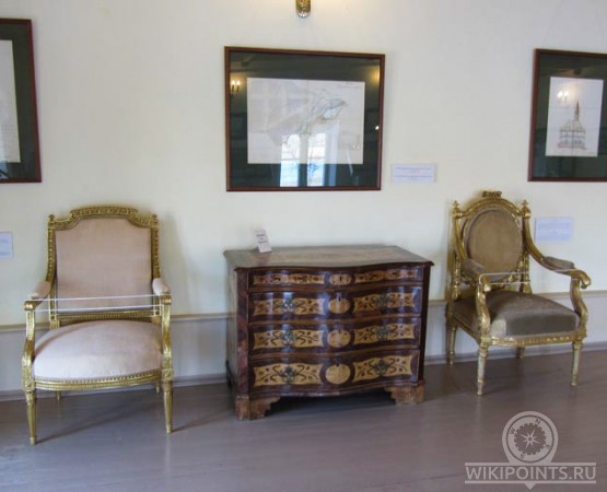 Приоратский дворец на wikipoints.ru