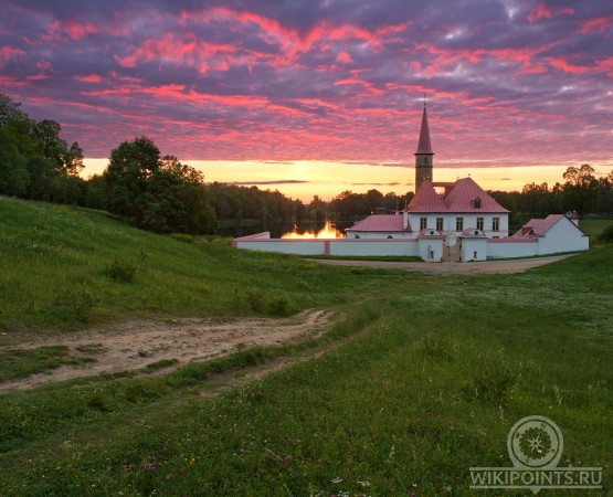Приоратский дворец на wikipoints.ru