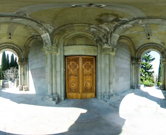 Армянская апостольская церковь Святой Рипсиме на wikipoints.ru