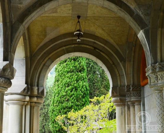 Армянская апостольская церковь Святой Рипсиме на wikipoints.ru