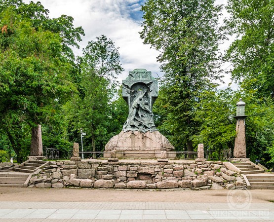 Памятник Стерегущему на wikipoints.ru