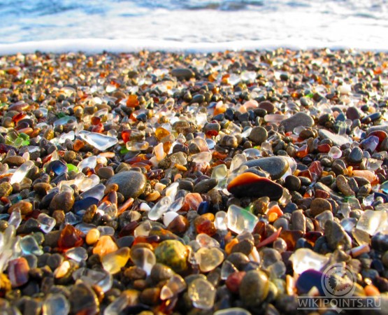 Стеклянный пляж на wikipoints.ru
