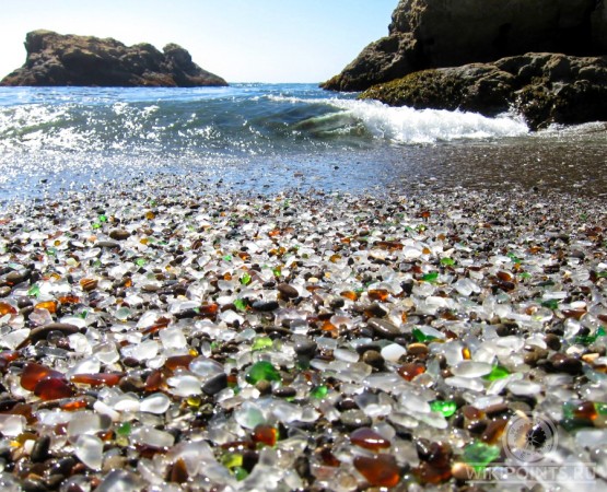 Стеклянный пляж на wikipoints.ru