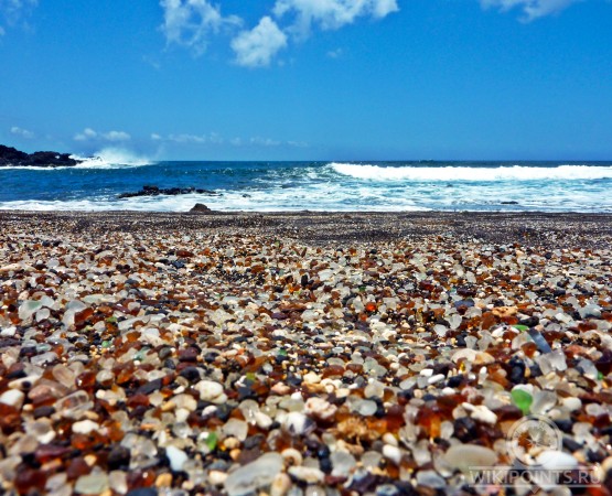 Стеклянный пляж на wikipoints.ru