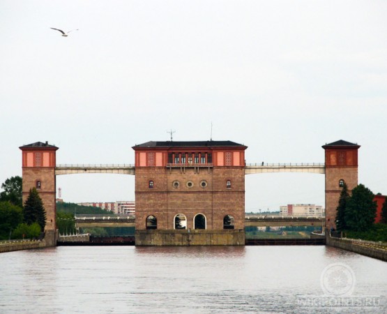 Шлюзы Рыбинского гидроузла на wikipoints.ru