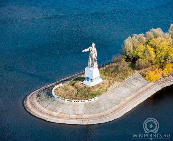 Монумент Мать-Волга на wikipoints.ru