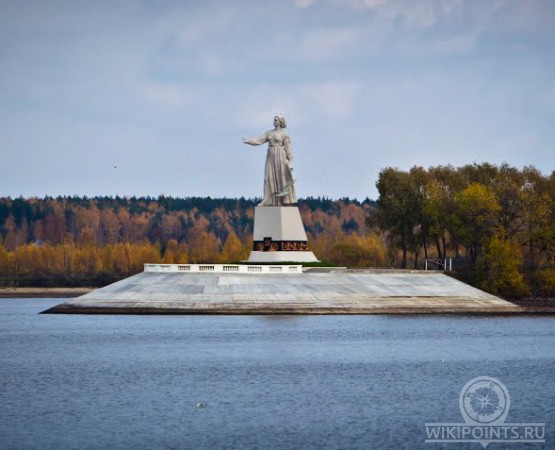 Монумент Мать-Волга на wikipoints.ru