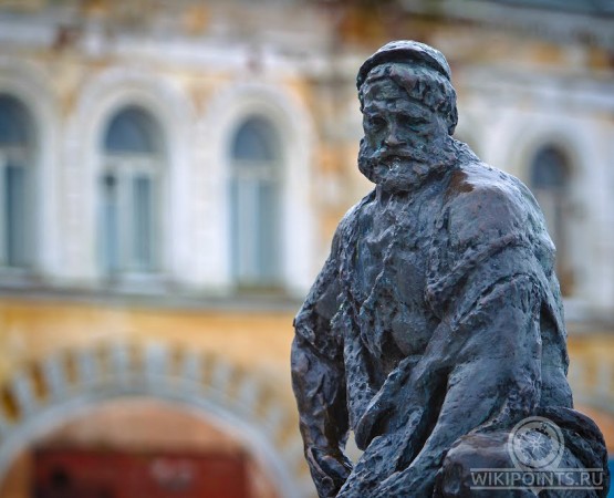Памятник Бурлаку на wikipoints.ru