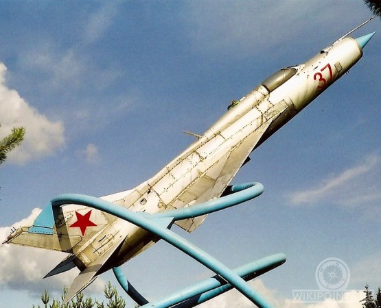 Мемориал Самолет на wikipoints.ru