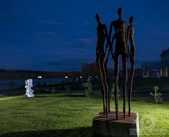Скульптурный парк Легенда на wikipoints.ru