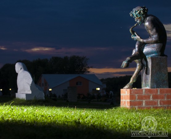 Скульптурный парк Легенда на wikipoints.ru