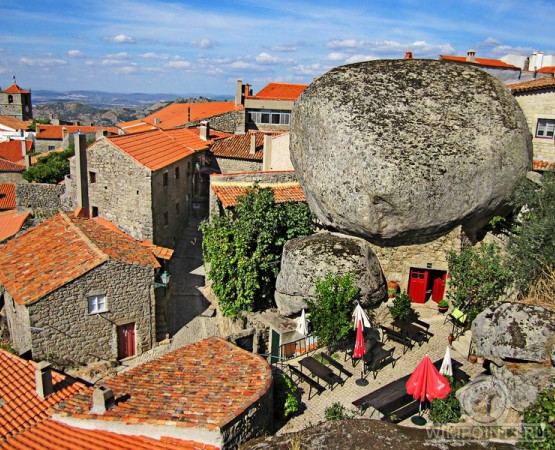 Каменная деревня Монсанту на wikipoints.ru