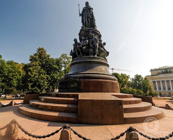 Памятник Екатерине II на wikipoints.ru