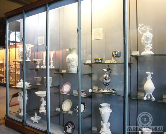 Национальный музей фарфора Адриана Дюбуше на wikipoints.ru