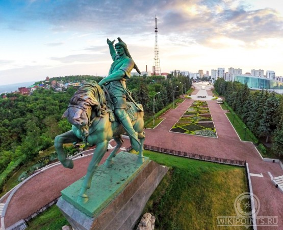 Памятник Салавату Юлаеву на wikipoints.ru