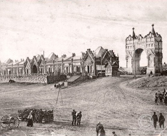 Триумфальная арка на wikipoints.ru