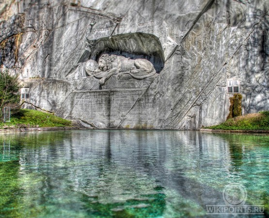 Умирающий лев на wikipoints.ru