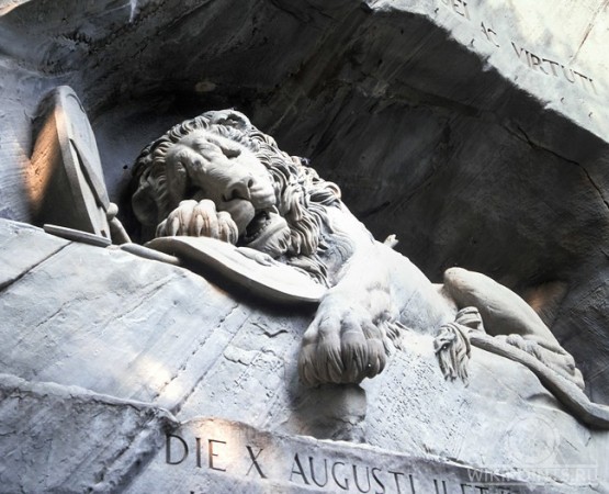 Умирающий лев на wikipoints.ru