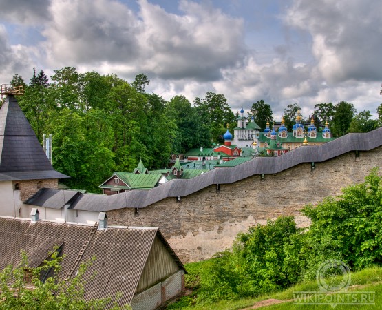 Псково-Печерский монастырь на wikipoints.ru