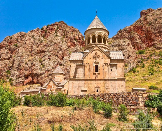 Монастырь Нораванк на wikipoints.ru
