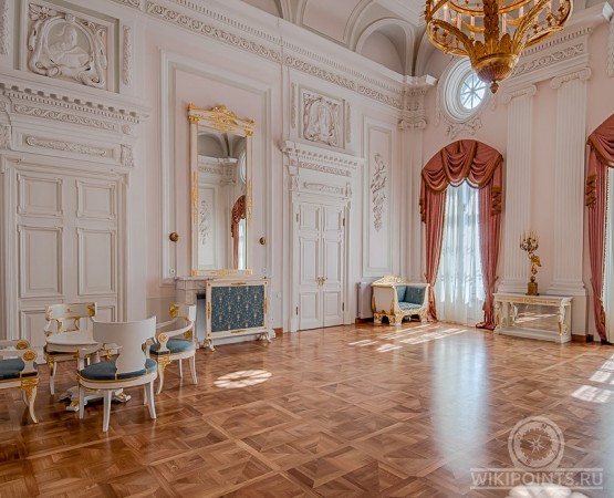 Петровский путевой дворец на wikipoints.ru