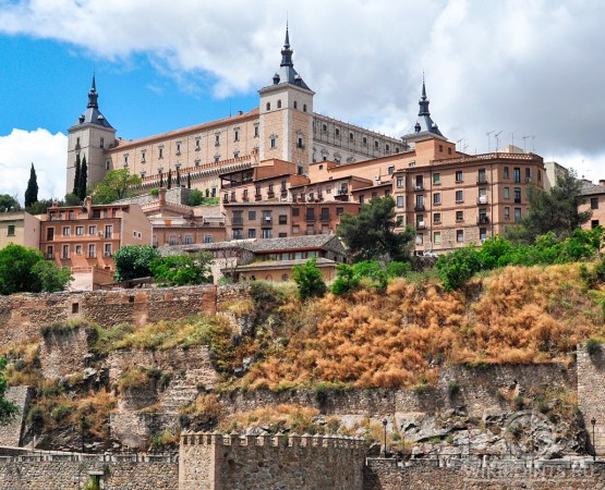 Толедский Алькасар на wikipoints.ru