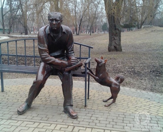 Памятник Краеведу на wikipoints.ru