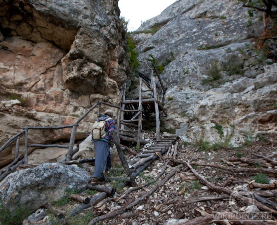 Пещерный монастырь Шулдан на wikipoints.ru