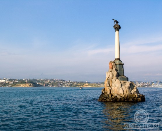 Памятник затопленным кораблям на wikipoints.ru