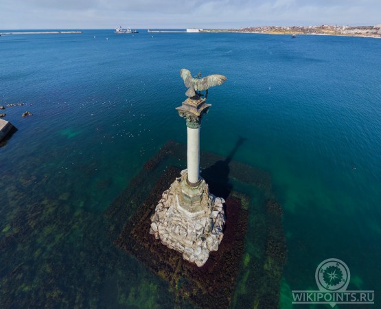 Памятник затопленным кораблям на wikipoints.ru