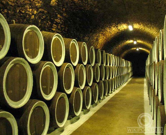 Завод марочных вин и коньяков Коктебель на wikipoints.ru