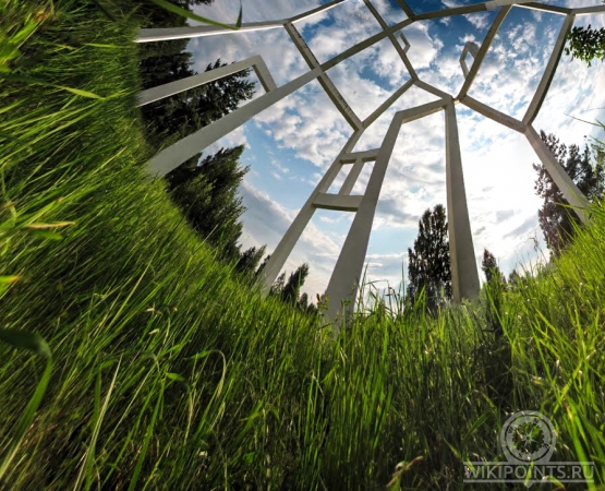 Памятник Призрачная деревня на wikipoints.ru