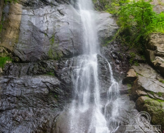 Водопад Махунцети и мост Царицы Тамары на wikipoints.ru
