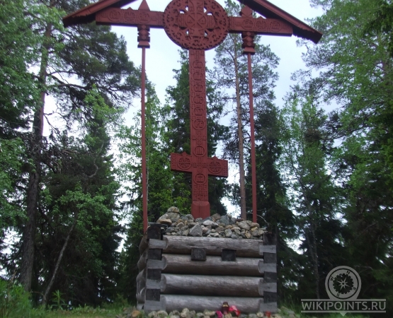 Гора Секирная. Скит. Маяк. Памятник жертвам репрессий. на wikipoints.ru