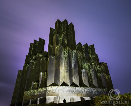 Мемориальный комплекс «Возрождение» на wikipoints.ru