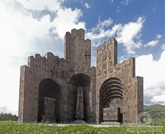 Мемориальный комплекс «Возрождение» на wikipoints.ru