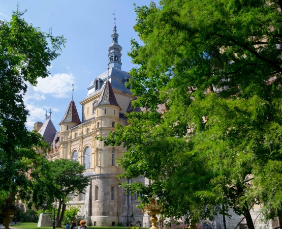 Замок Вайдахуняд на wikipoints.ru