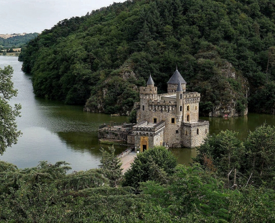 Шато де ля Рош на wikipoints.ru