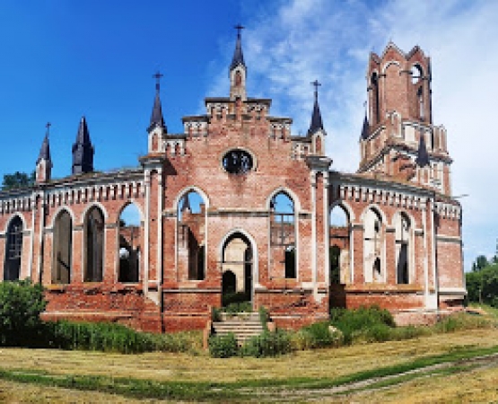 Церковь Святой Марии в селе Каменка. на wikipoints.ru