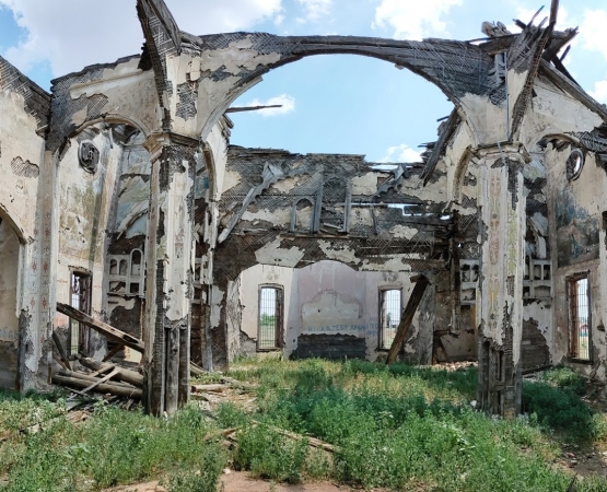 Церковь во имя Казанской иконы Божией Матери в Логиновке. на wikipoints.ru