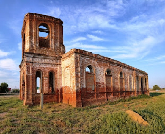 Церковь в селе Подгорное. на wikipoints.ru