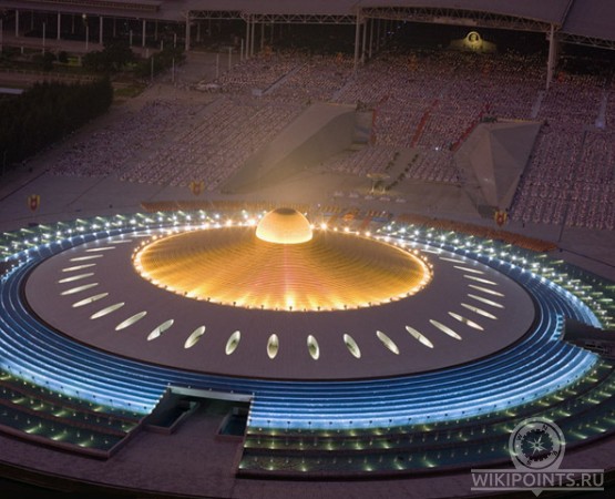 Буддистский храм Wat Phra Dhammakaya на wikipoints.ru
