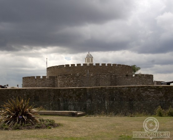 Замок Дил на wikipoints.ru